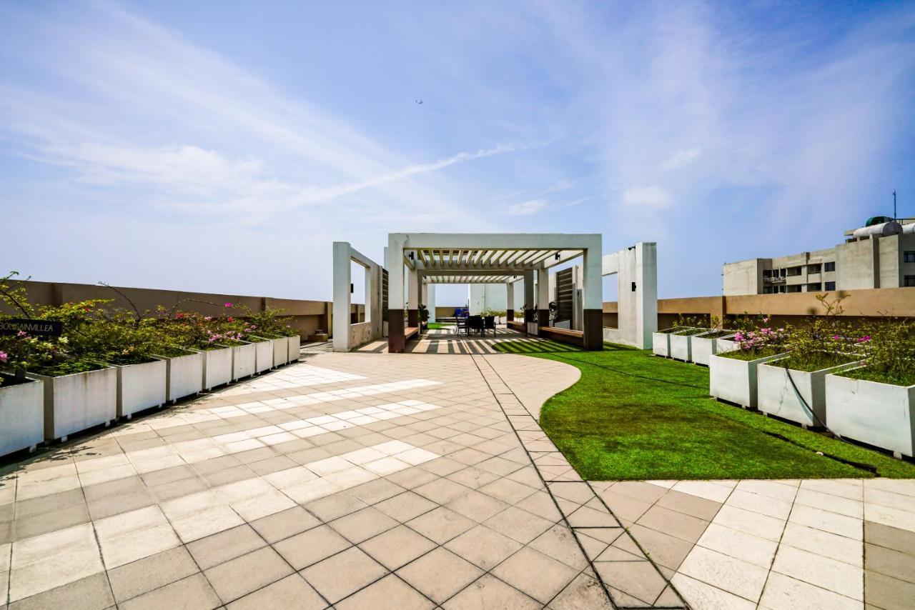 The Radiance Manila Bay Studio Bagian luar foto